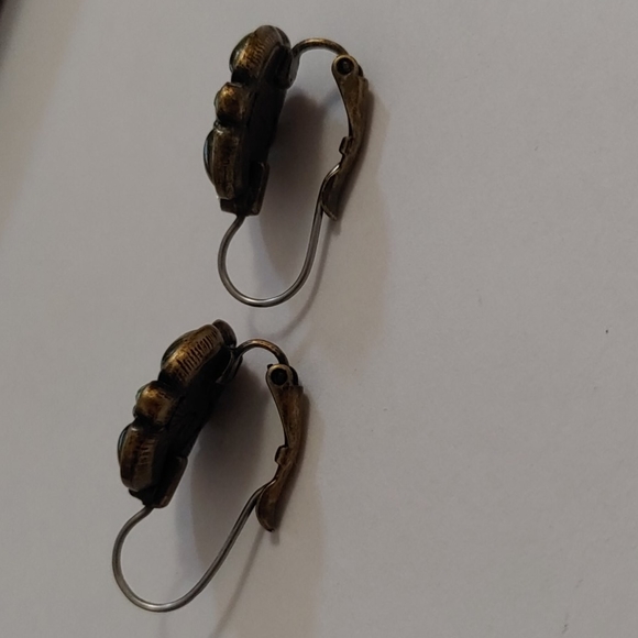 Green gem earings - Picture 3 of 4